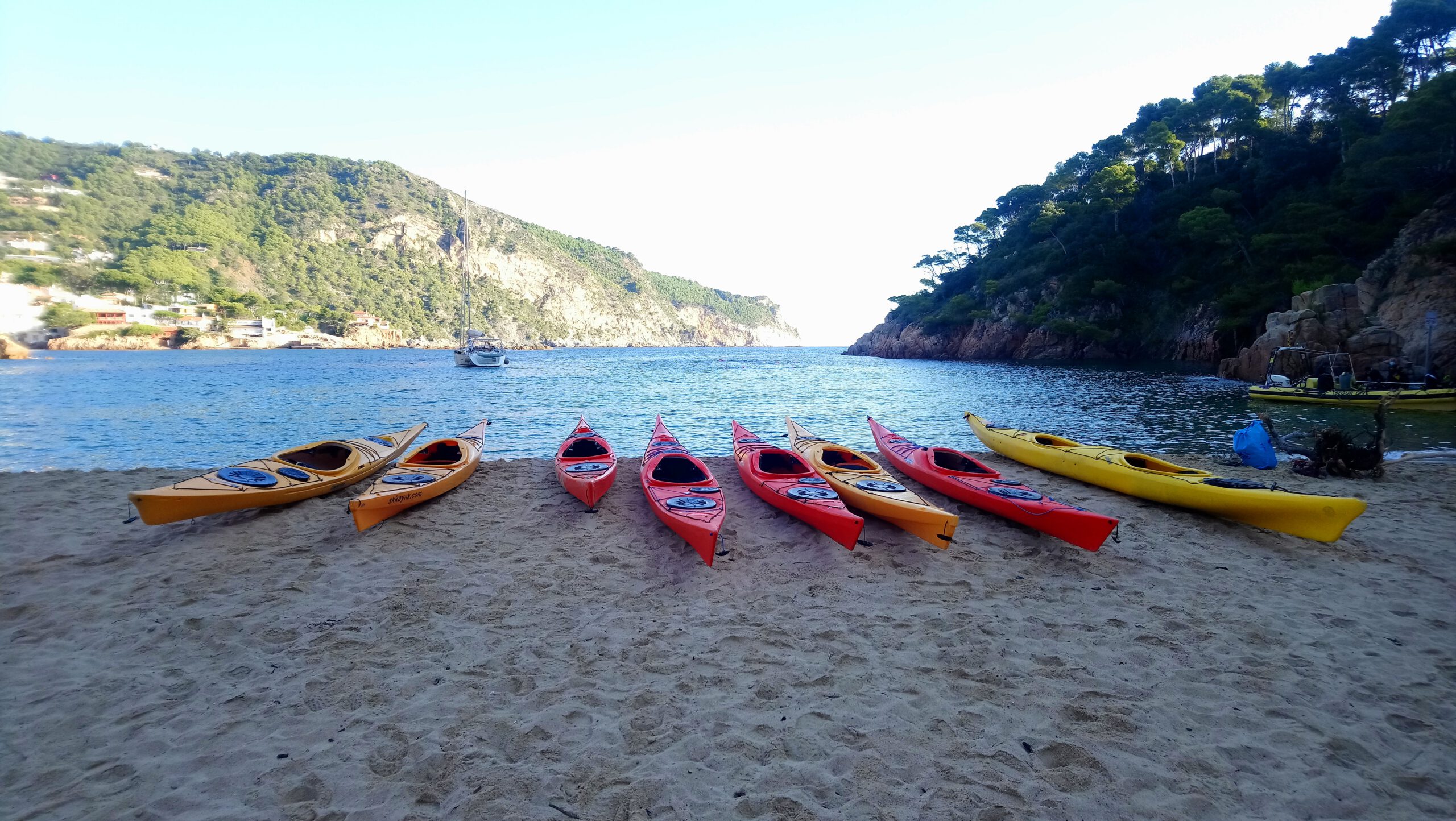 travesía de la costa brava en kayak