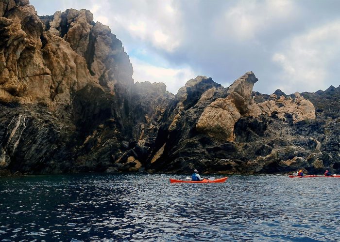 portada cap de creus en kayak por cap de creus